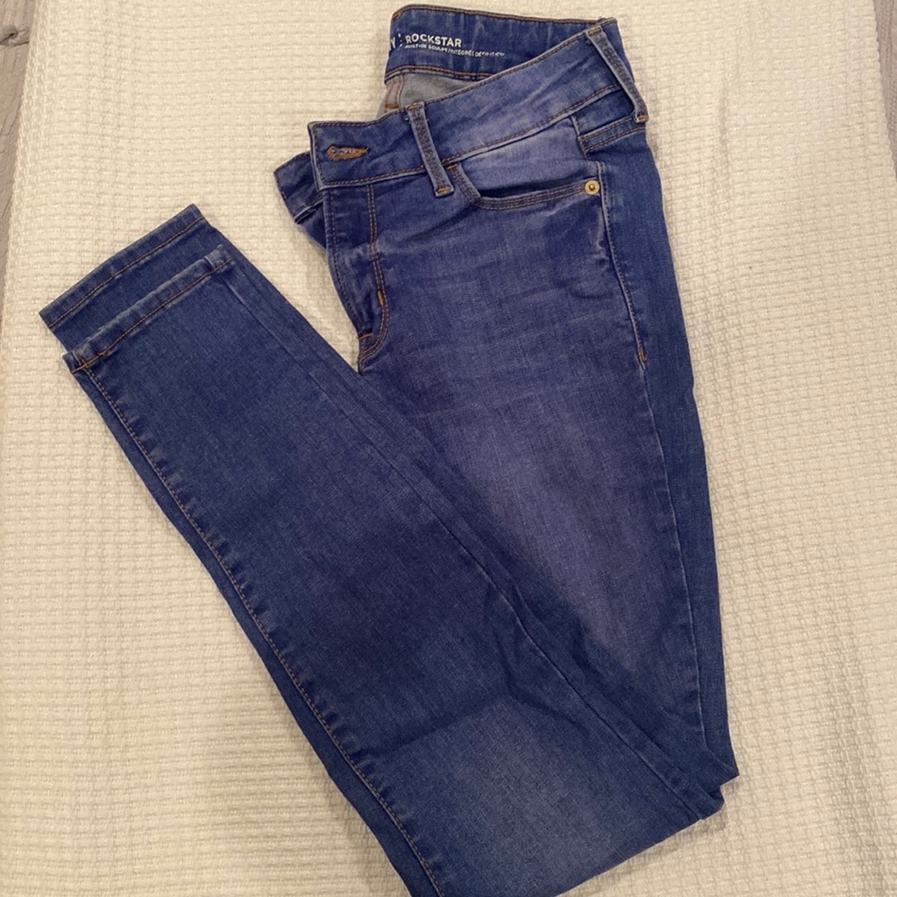 High Waisted Blue Jeans 💙